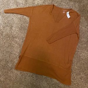 American Eagle Burnt Orange Sweater